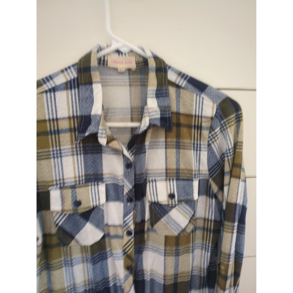 Urban girl medium tan Navy plaid button-down shirt full cabin core outdoors